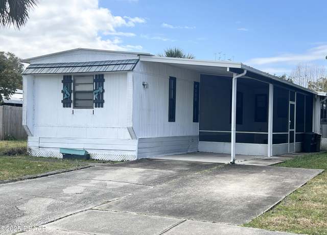 Property at 210 Sand Pebble Cir, Port Orange, FL 32129, 2 beds, 2 baths