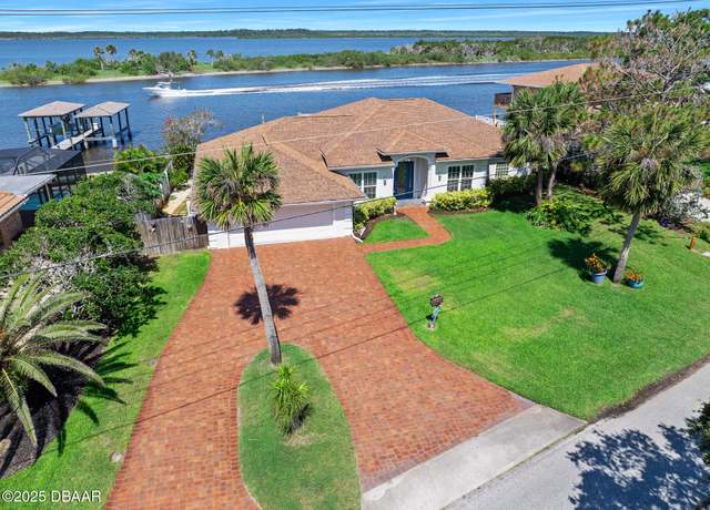 Property at 2900 John Anderson Dr, Ormond Beach, FL 32176, 3 beds, 2 baths