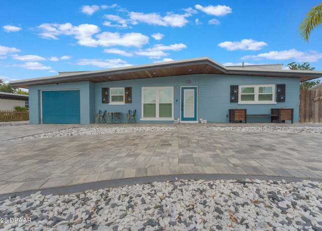 Property at 2 Talo Cir, Port Orange, FL 32127, 3 beds, 1.5 baths