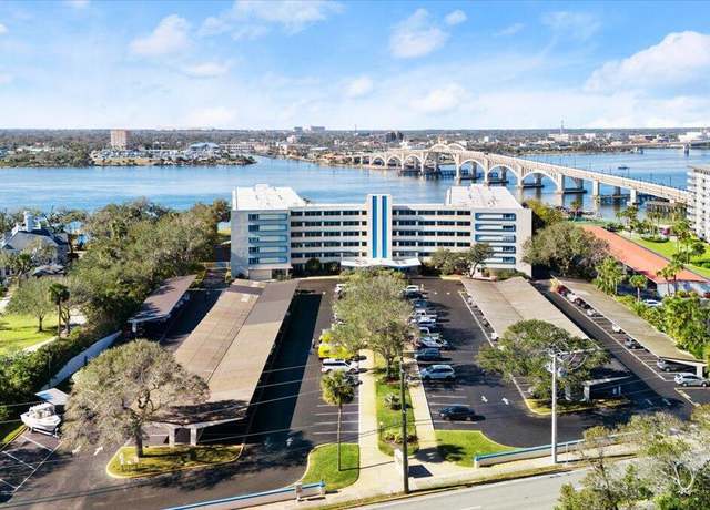 Property at 1224 S Peninsula Dr #104, Daytona Beach, FL 32118, 2 beds, 2 baths