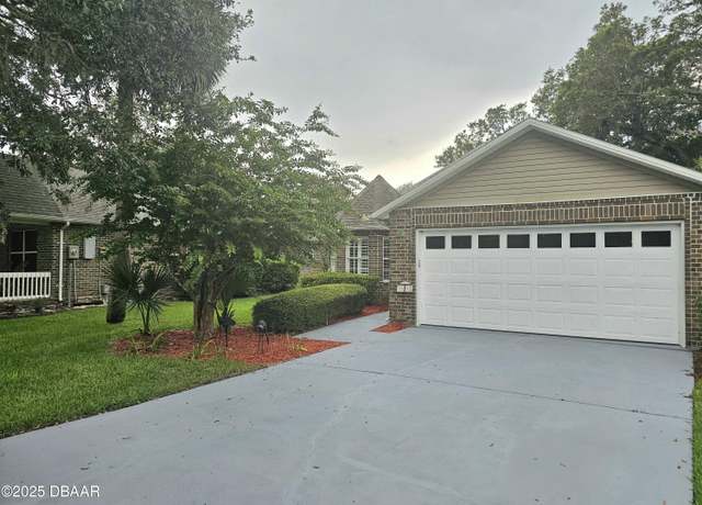 Property at 6 Oak Village Dr, Ormond Beach, FL 32174, 2 beds, 2 baths