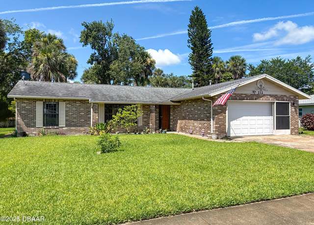 Property at 212 Wellington Dr, Daytona Beach, FL 32119, 2 beds, 2 baths