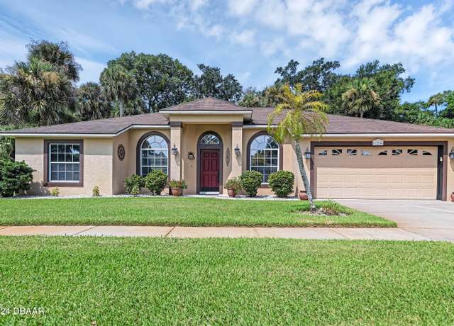 Property at 126 Old Sunbeam Dr, South Daytona, FL 32119, 3 beds, 2.5 baths