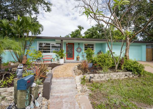 Property at 340 Socrates Dr, Dunedin, FL 34698, 2 beds, 2 baths