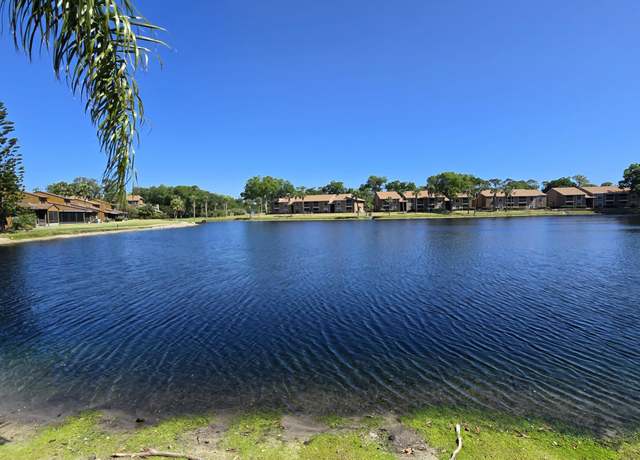 Property at 180 E Baywood Sq, Daytona Beach, FL 32119, 2 beds, 3 baths