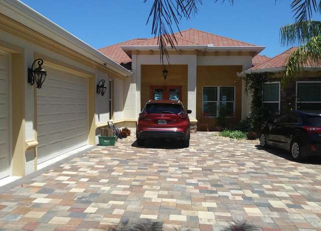 Property at 2227 S Palmetto Ave, South Daytona, FL 32119, 3 beds, 3.5 baths
