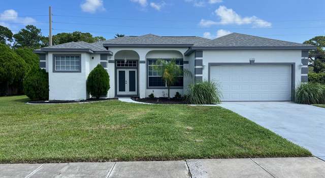 Photo of 4581 Woodcove Dr, Port Orange, FL 32127
