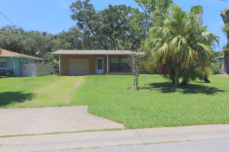Photo of 17 Putnam Ave Ormond Beach, FL 32174