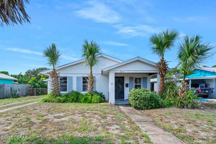 Photo of 322 Euclid Ave Daytona Beach, FL 32118