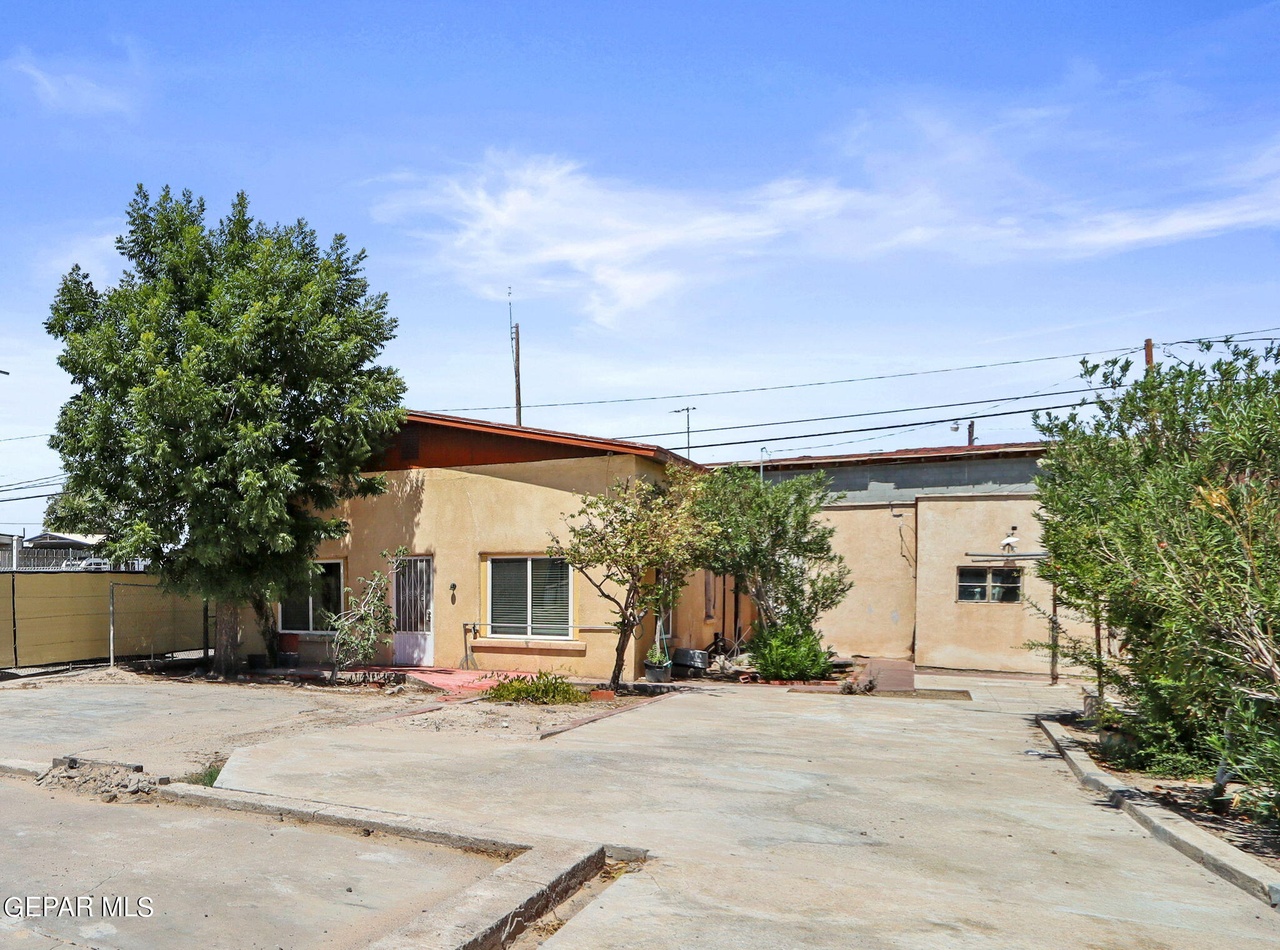 121 E Main St, Fabens, TX 79838 MLS 887044 Redfin