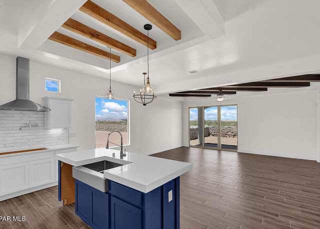 Property at 13957 Paseo Honor Ct, Horizon City, TX 79928, 4 beds, 2.5 baths