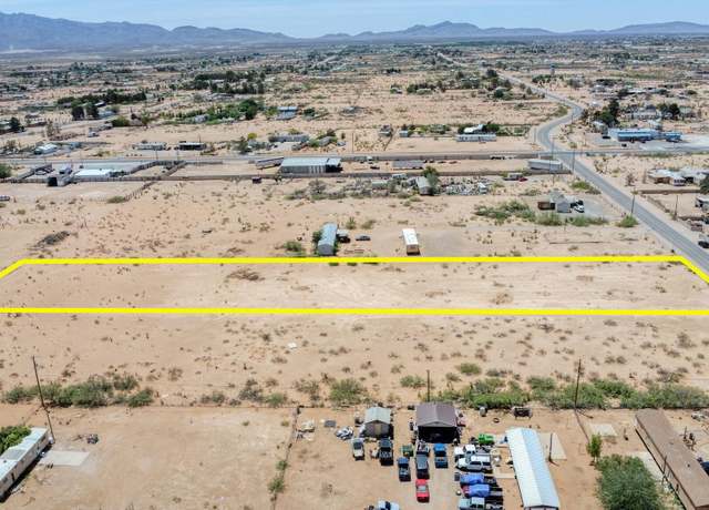Property at 717 Luna Dr, Chaparral, NM 88081