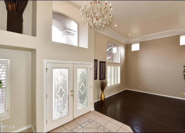 Property at 6444 Calle Placido Dr, El Paso, TX 79912, 5 beds, 3 baths