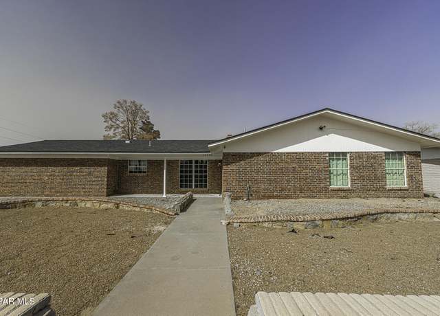 Property at 11301 Tom Ulozas Dr, El Paso, TX 79936, 4 beds, 2 baths