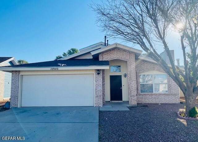 Property at 10940 Golden Pond Dr, El Paso, TX 79934, 3 beds, 2 baths