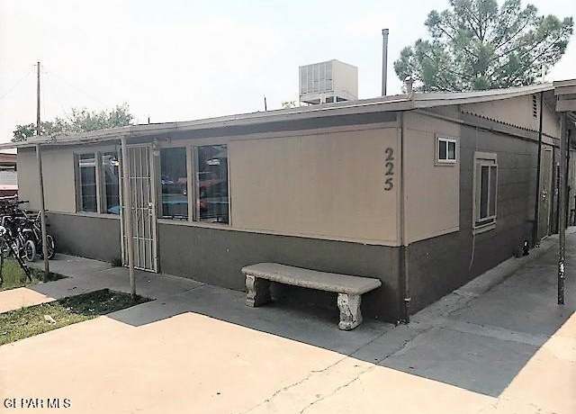 Property at 225 N Seville Dr, El Paso, TX 79905