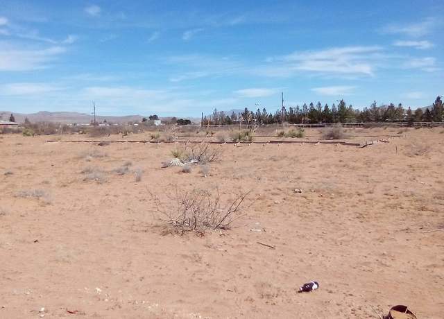 Property at 4920 Fort Defiance Dr, El Paso, TX 79938