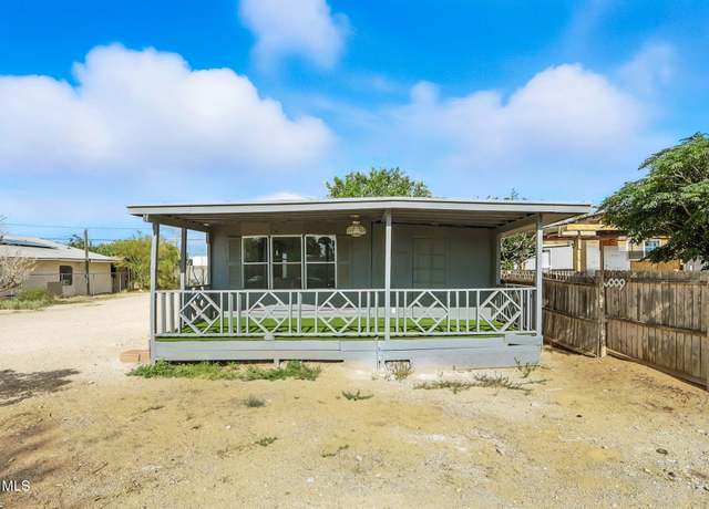 Property at 736 Palmer Pl, El Paso, TX 79928, 4 beds, 2 baths