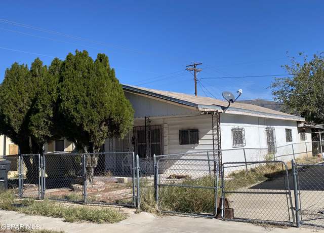 Property at 618 Delaware Ave, Alamogordo, NM 88310, 4 beds, 2 baths