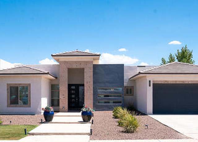 Property at 5804 Valley Palm Dr, El Paso, TX 79932, 4 beds, 3.5 baths