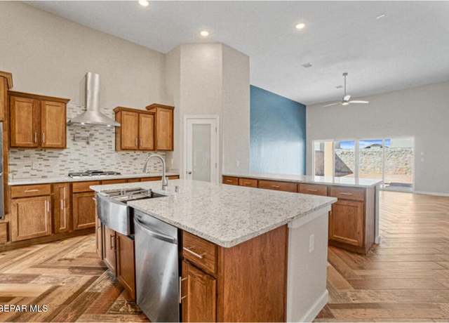 Property at 100 Hagan St, Sunland Park, NM 88063, 4 beds, 2 baths