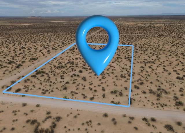 Property at 34964 5 Acres Rd, El Paso, TX 79938
