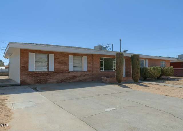 Property at 2808 Hawick Rd, El Paso, TX 79925, 3 beds, 2 baths