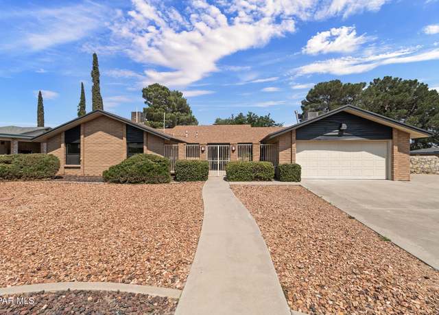 Property at 10920 Gary Player Dr, El Paso, TX 79935, 3 beds, 2.5 baths
