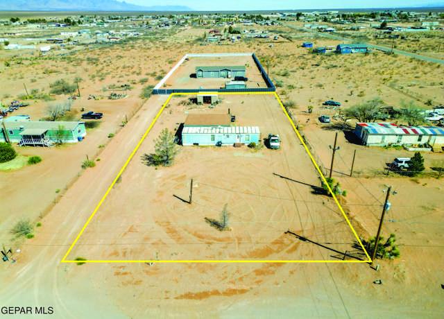 Property at 560 Luna Azul Dr, Chaparral, NM 88081