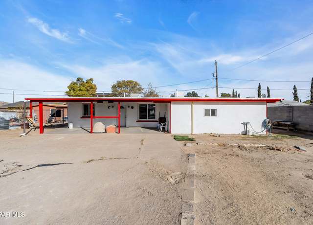 Property at 10929 Rye Ln, Socorro, TX 79927, 5 beds, 2 baths