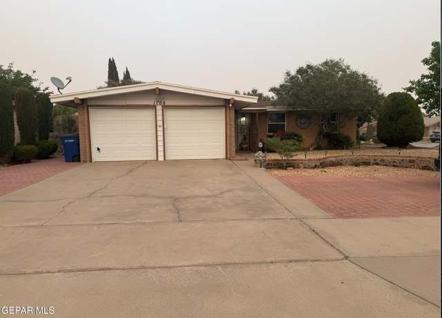 Property at 1700 Jerry Abbott St, El Paso, TX 79936, 3 beds, 2 baths