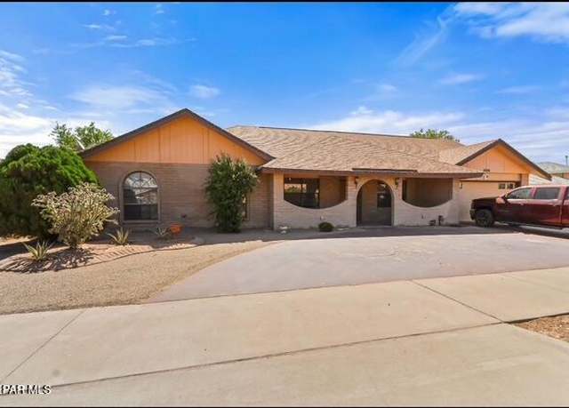 Property at 16006 Darley Dr, Horizon City, TX 79928, 3 beds, 2 baths