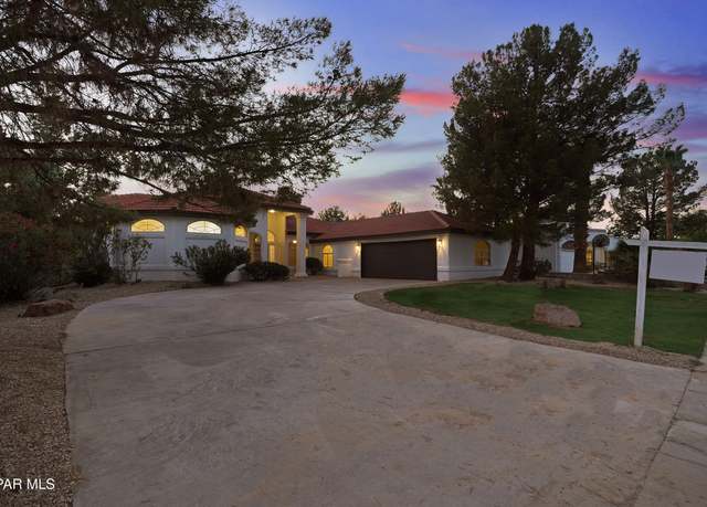 Property at 4529 Willow Dr W, El Paso, TX 79922, 4 beds, 4 baths