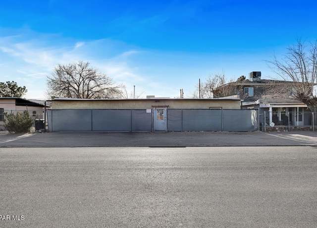 Property at 318 NW Austin St, Fabens, TX 79838, 4 beds, 2 baths