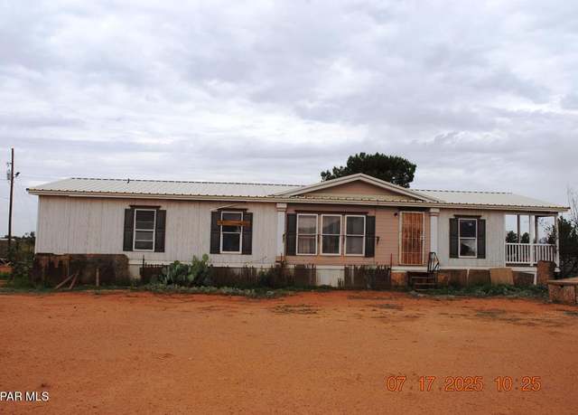 Property at 7562 Moonstone St, Las Cruces, NM 88012, 3 beds, 2 baths