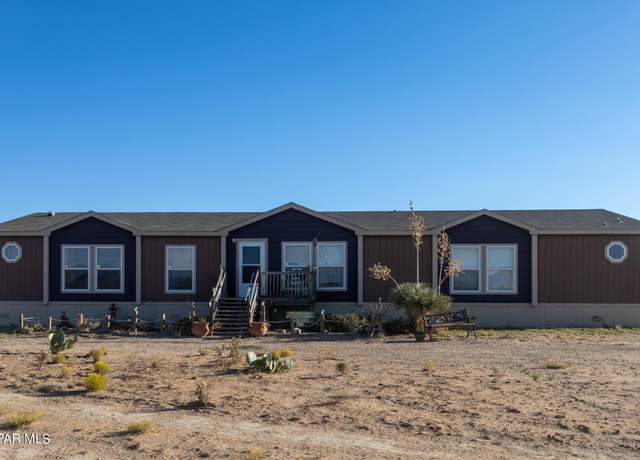 Property at 19324 Sebastian Ave, El Paso, TX 79938, 4 beds, 3.5 baths