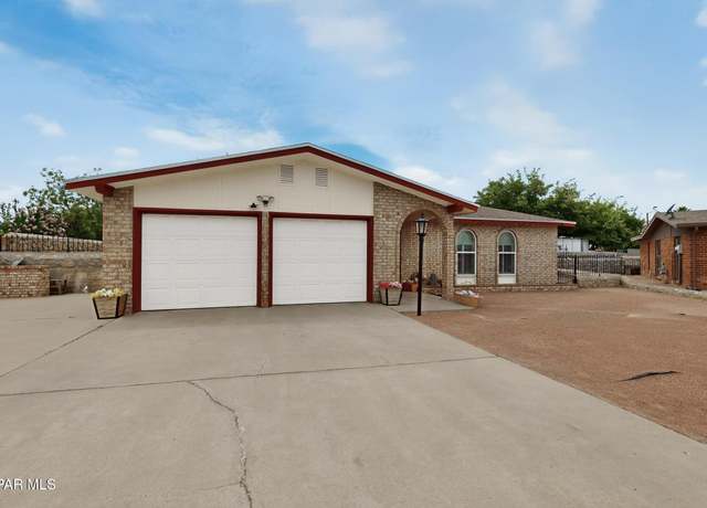 Property at 11008 Johnny Miller Dr, El Paso, TX 79936, 3 beds, 2 baths