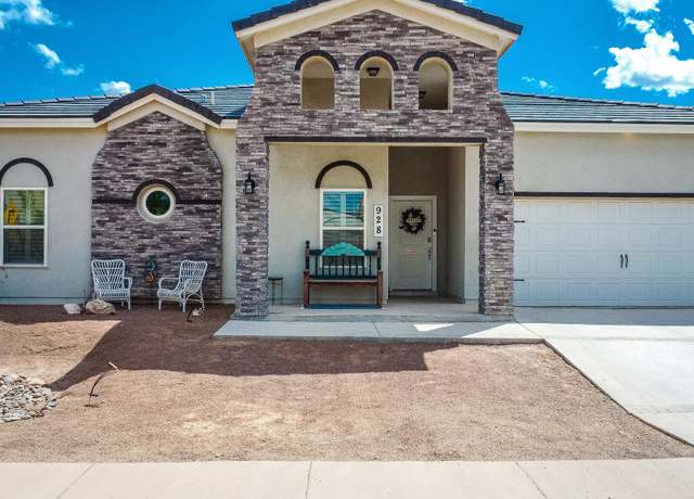 Property at 928 Crooked River Dr, El Paso, TX 79932, 5 beds, 3.5 baths