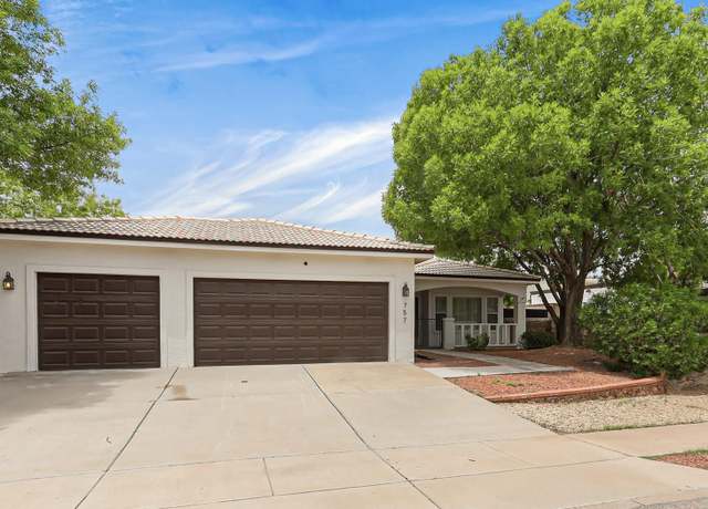 Property at 757 Maxey Marie Dr, El Paso, TX 79932, 4 beds, 2 baths