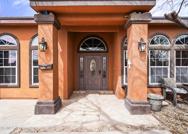 Property at 412 1/2 Dolan St, El Paso, TX 79905, 5 beds, 4 baths