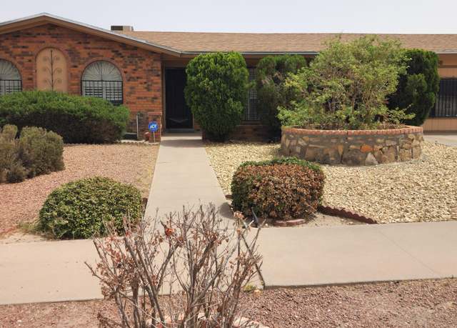 Property at 10850 Valle Grande Ct, El Paso, TX 79935, 5 beds, 3 baths