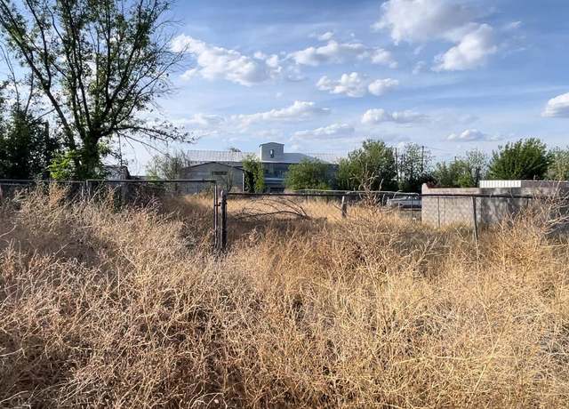 Property at 112b Mercantil Ave, Anthony, NM 88021