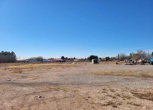 Property at 10730 Regina Dr, Socorro, TX 79927