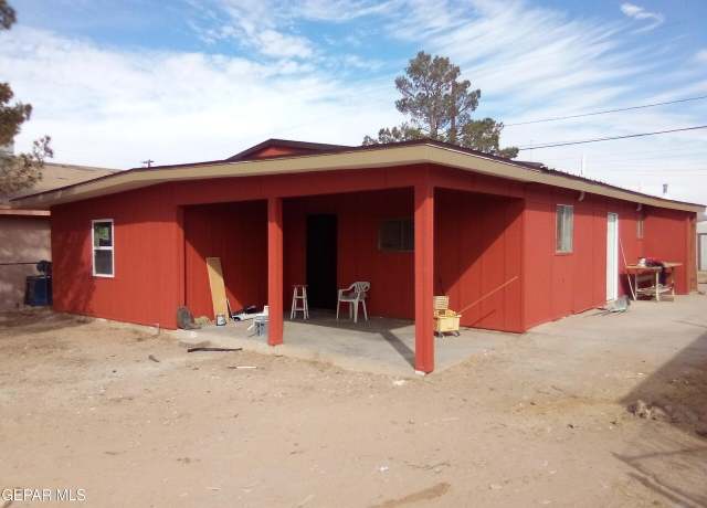 Property at 929 Coach Rd, Canutillo, TX 79835, 3 beds, 1 bath