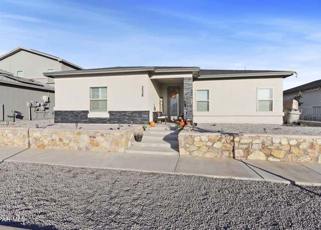 Property at 2528 Mike Price Dr, El Paso, TX 79938, 3 beds, 2 baths