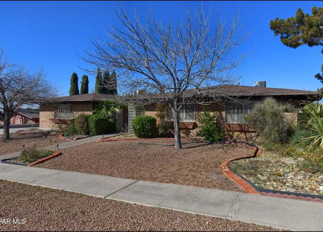 Property at 411 Crown Point Dr, El Paso, TX 79912, 4 beds, 3 baths