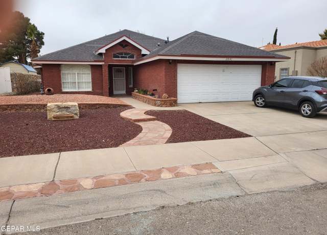 Property at 2041 Thunder Ridge Dr, El Paso, TX 79938, 3 beds, 2 baths
