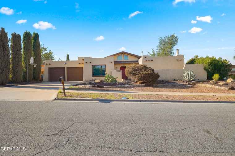 Photo of 6604 Camino Fuente Dr El Paso, TX 79912