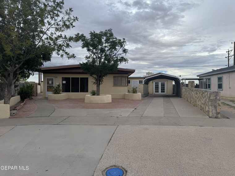 Photo of 6205 Cherbourg Ave El Paso, TX 79925