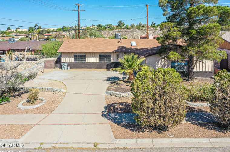 Photo of 6672 Fiesta Drive Dr El Paso, TX 79912